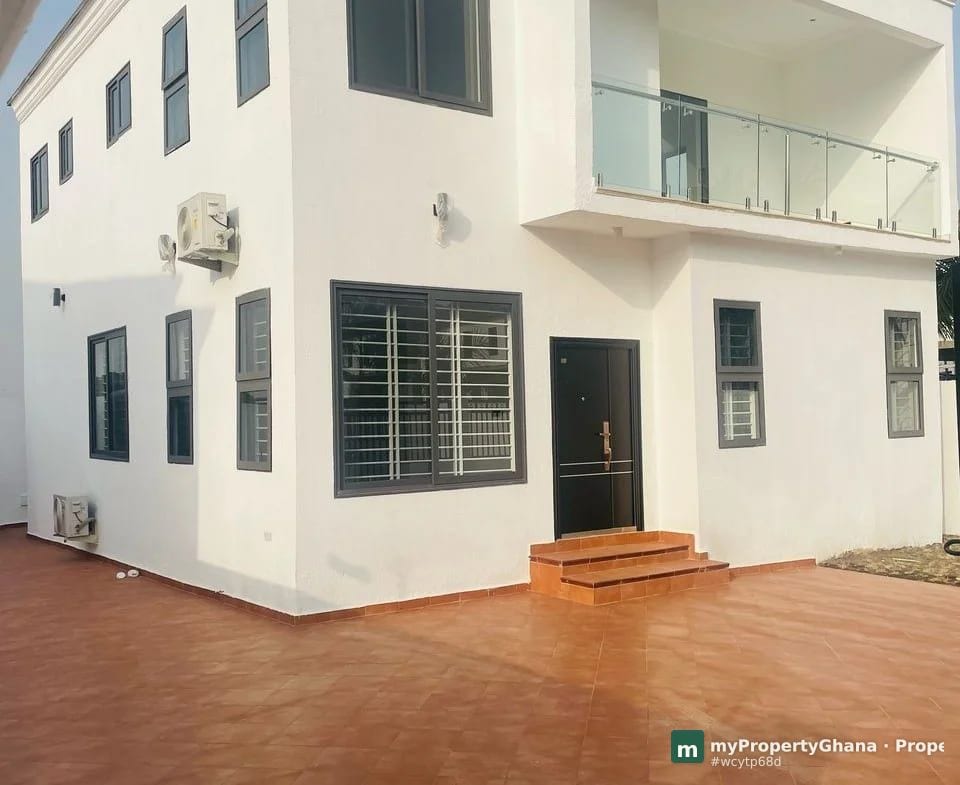 Spacious 3 Bedroom Home with Staff Quarters – Adenta, Accra