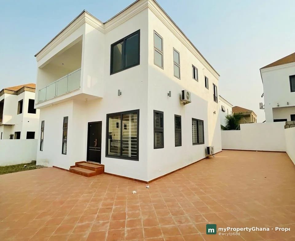 Spacious 3 Bedroom Home with Staff Quarters – Adenta, Accra