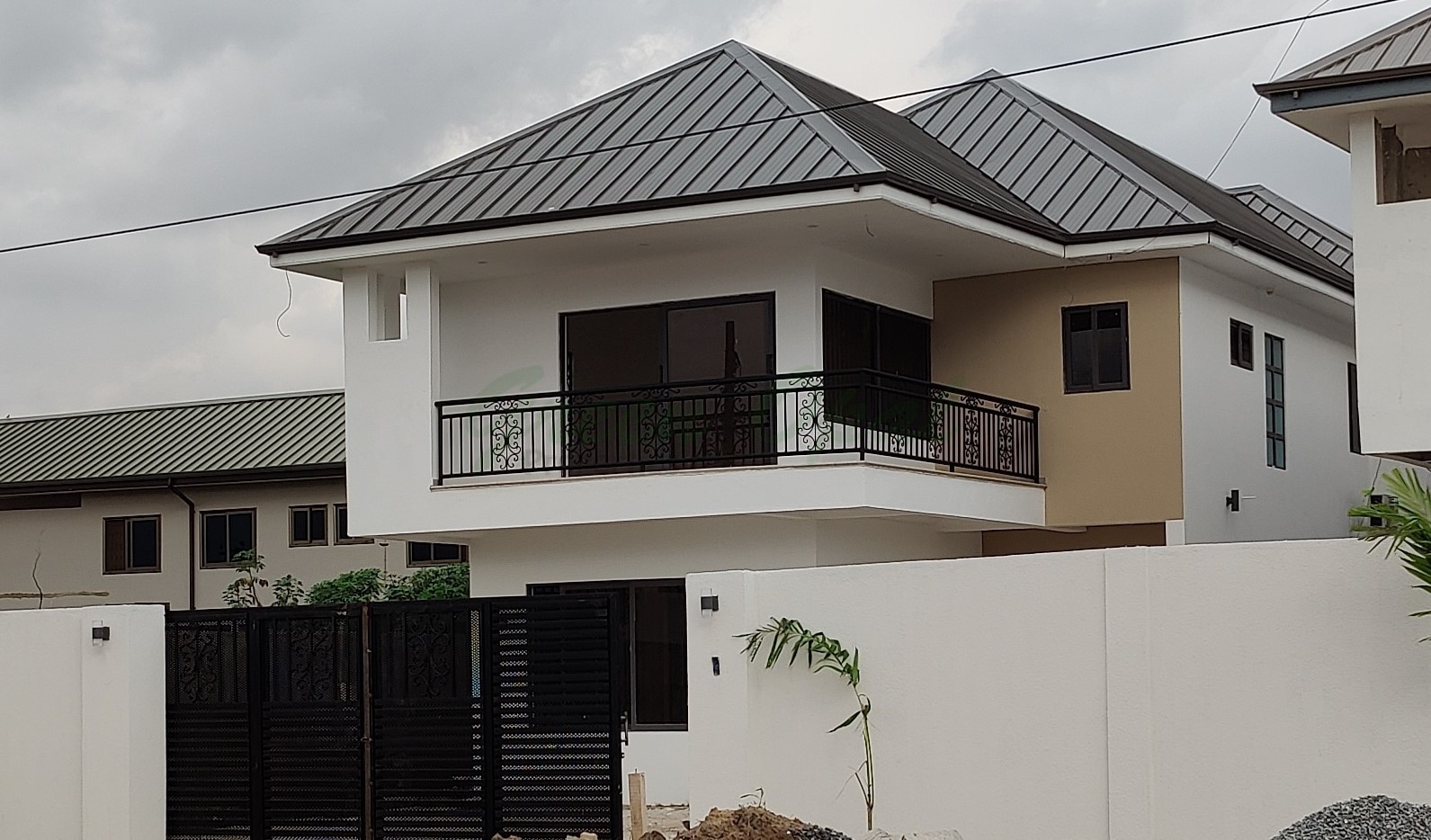 IMG_20201126_162330__01sm green opal hse